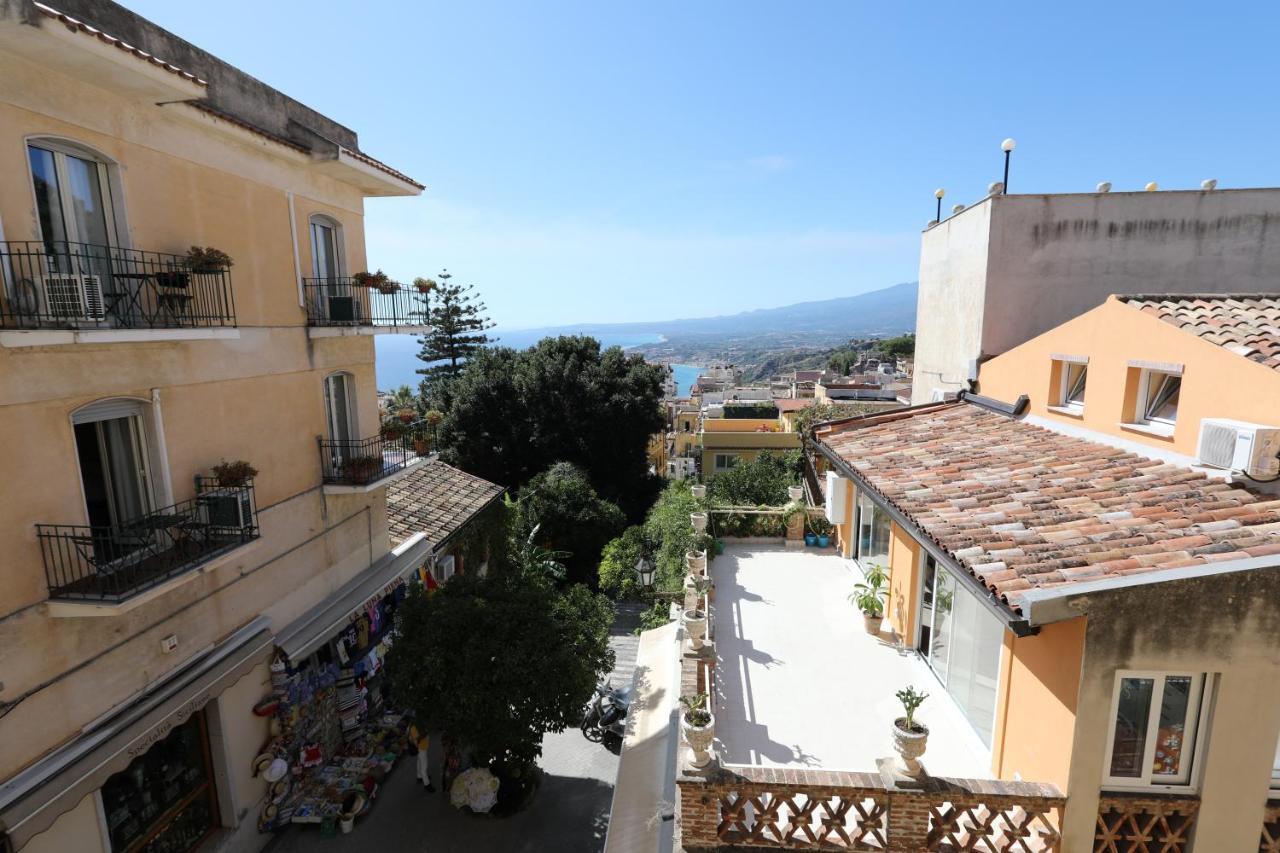 Greek Theater - Sea View Apartment Taormina Eksteriør billede